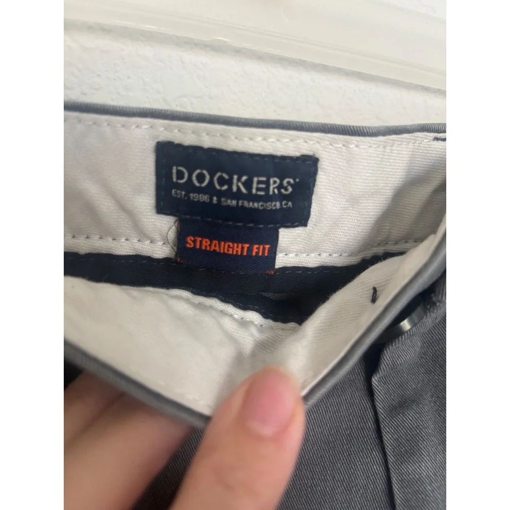 Dockers Straight Fit Mens Gray Chino Pants W36 L34 Cotton Blend